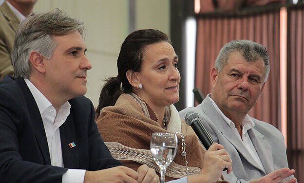 Michetti y Llaryora clausuraron el Congreso Internacional de Deporte Paralímpico y Adaptado