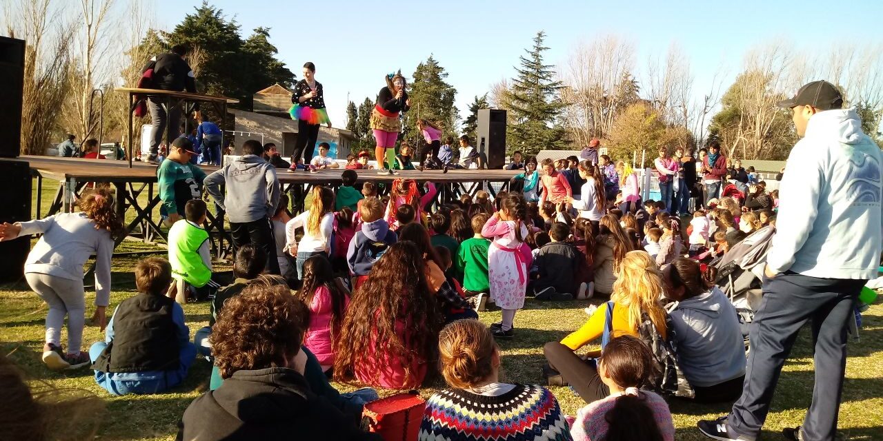 Más de 200 niños festejaron su día en Las Higueras