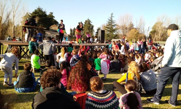 Más de 200 niños festejaron su día en Las Higueras