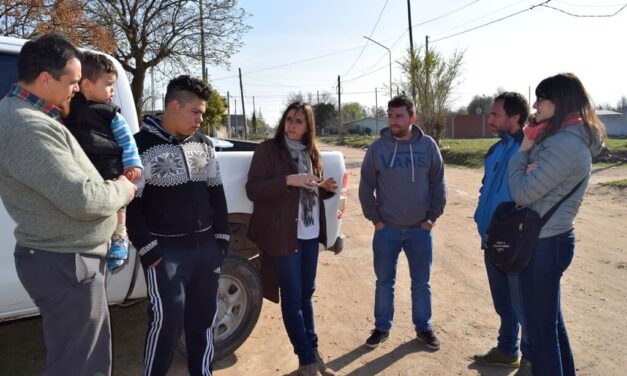 Agricultura entregó materiales de huertas al Anexo Educativo “Quechalen”