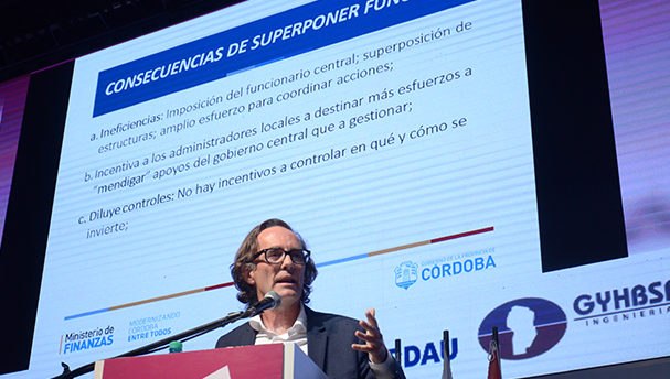 El ministro Giordano habló sobre “federalismo” en Jornadas de Infraestructura