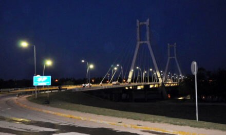 Avanza la colocación de luminarias LED en toda la ciudad