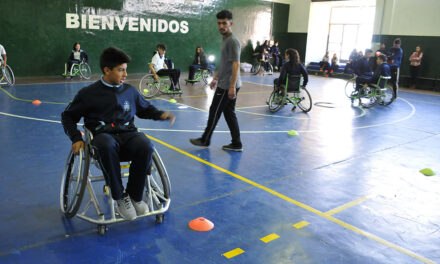 El básquet adaptado reunió a la UNRC con el Colegio La Merced