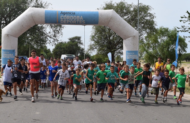 Más de 350 chicos participaron de la Maratón Intercolonias