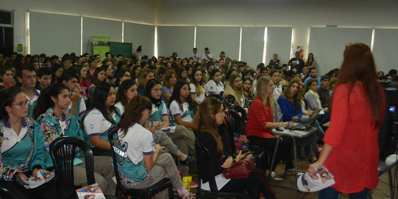 La Universidad divulga en la región su oferta académica y de servicios