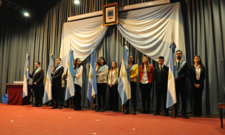 Se concretó el cambio de abanderados de la UNRC y las facultades