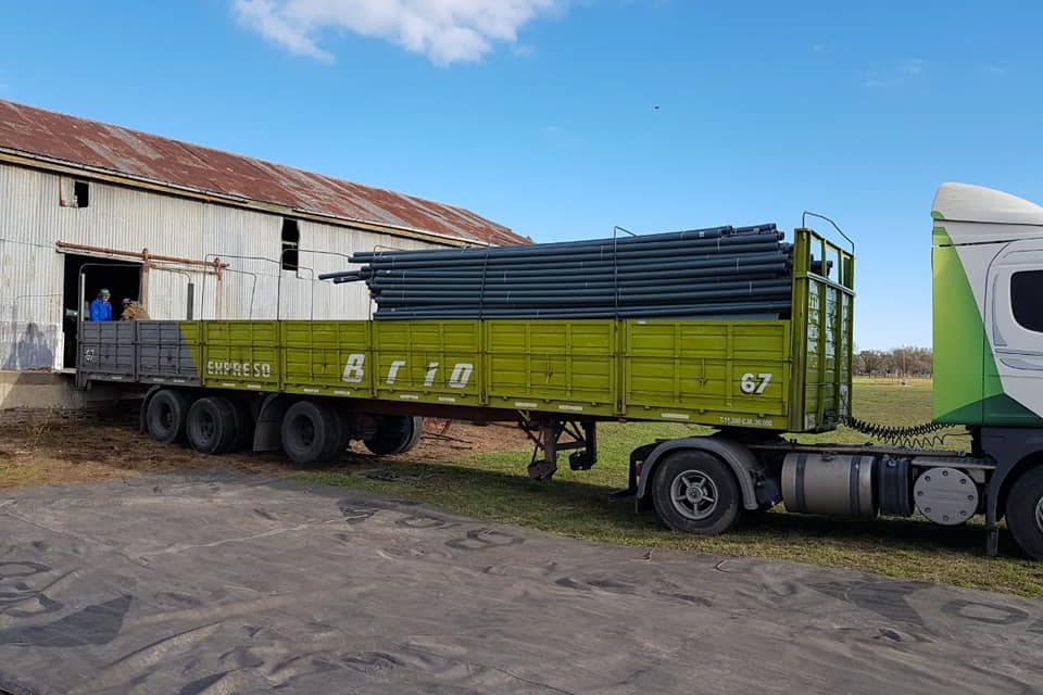 Bulnes: entrega de materiales para la red de agua potable