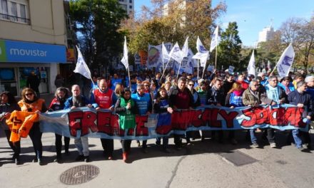 Paro Nacional: el Frente Sindical y Social marchó en Río Cuarto