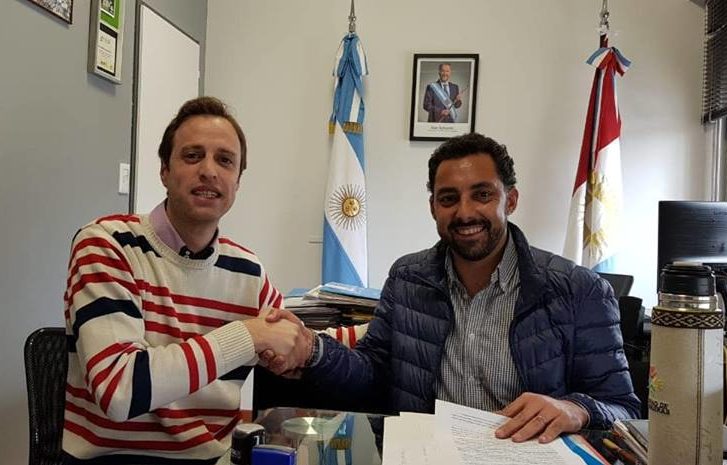 Bulnes: firma de convenio con el Ministerio de Educación de la provincia