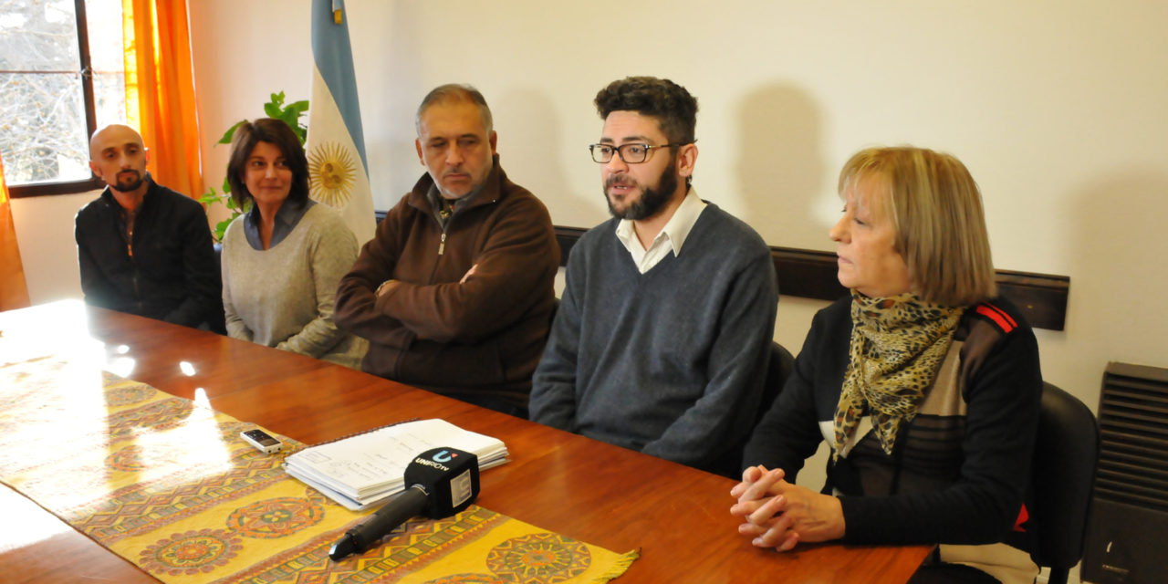 Se presentó la Revista Científica de la Facultad de Agronomía y Veterinaria