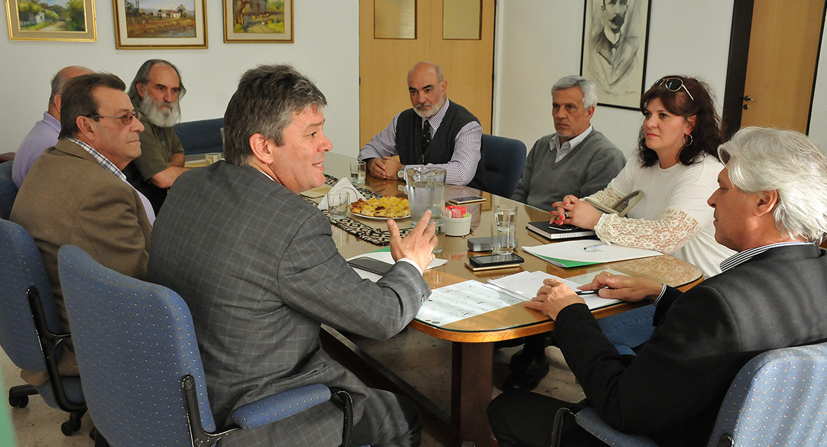 Presidentes de concejos deliberantes del Gran Río Cuarto visitaron al rector Rovere