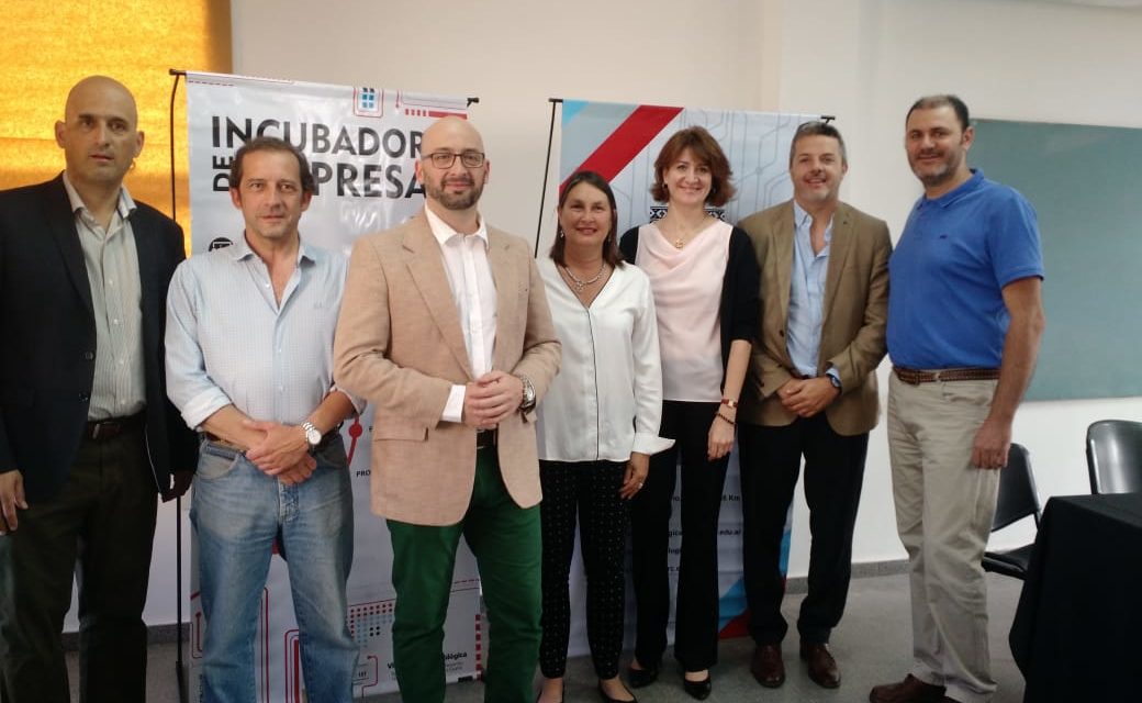 UNRC: se realizó un Seminario Internacional de marcas y diseño industrial