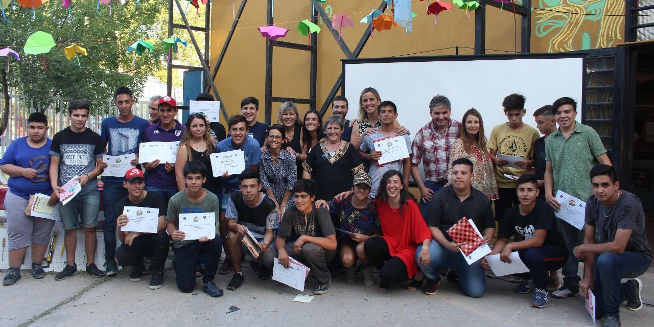 Río Cuarto: cierre de ciclo 2018 en la escuela de carpintería municipal