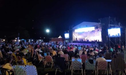 Comenzó el 48° Festival «La Cruz le canta a Salta»