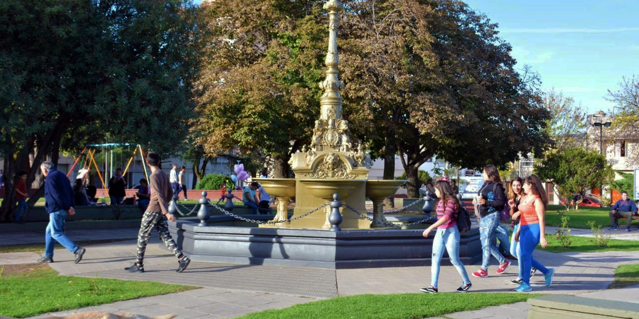 Río Cuarto: Se inauguraron las obras de puesta en valor de la Plaza Racedo