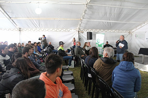 URNC: Agronomía y Veterinaria presentó 25 años de ensayos desarrollados en la llanura ondulada