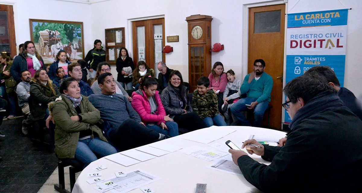 Sortearon otras dos viviendas del plan Bicentenario en La Carlota