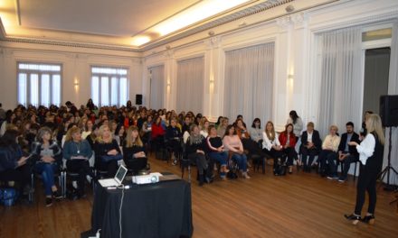 Río Cuarto: Lideresas dictó el taller “El arte de hablar en público”