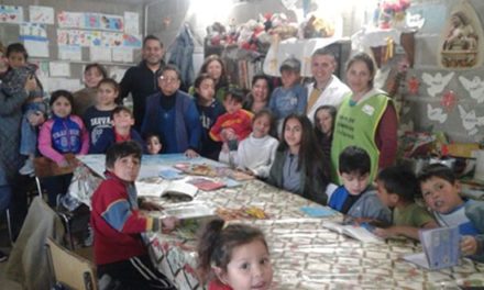 Se realizó un taller para prevenir enfermedades en un merendero de barrio Alberdi