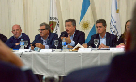 General Cabrera: Etchevehere encabezó la primera Mesa Nacional de Competitividad del Maní