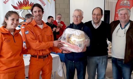 La Carlota: entrega de equipamiento a bomberos voluntarios