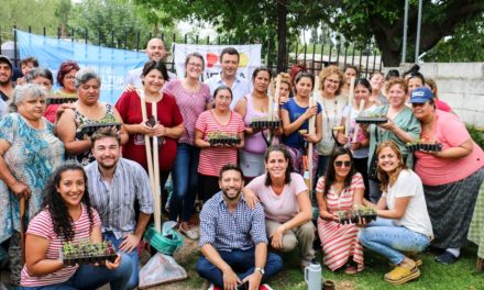 “Cosechando para mi Familia”: más kits de huerta a familias de Río Cuarto