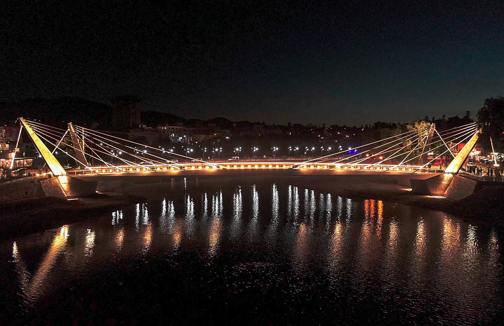 Villa Carlos Paz tiene un nuevo puente peatonal