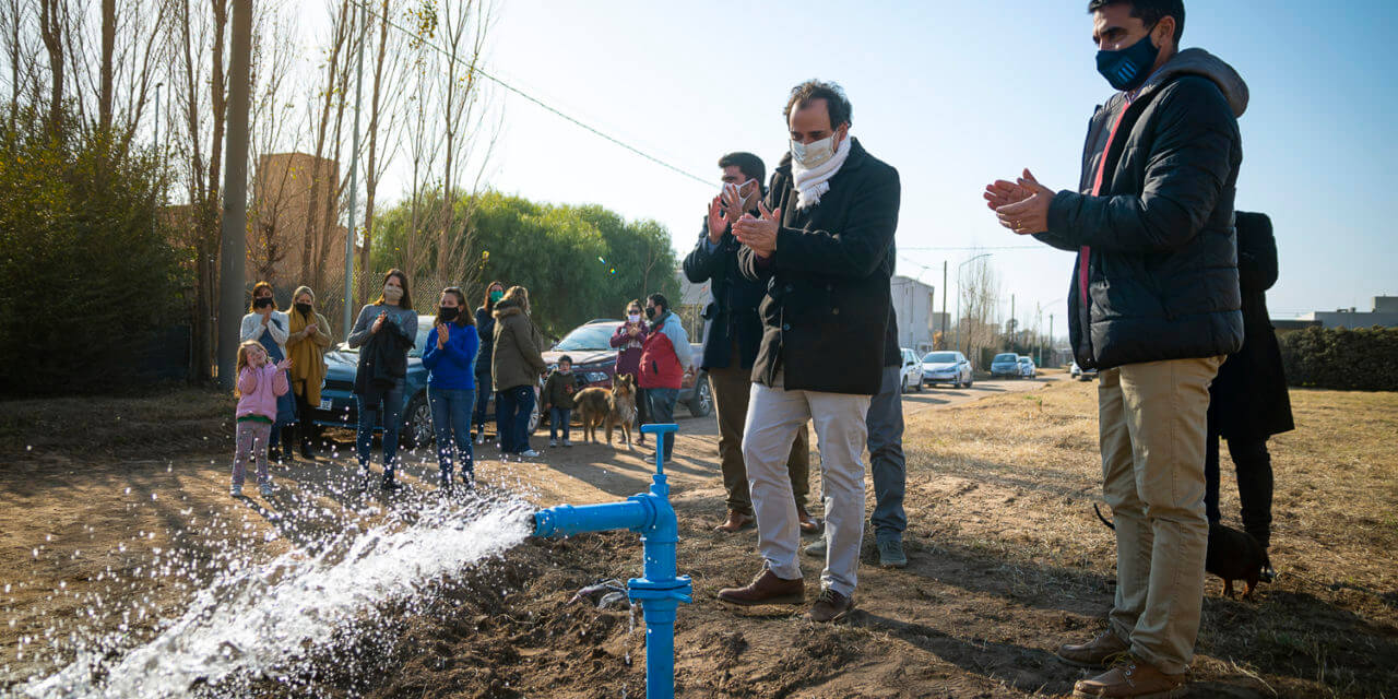 Quedó habilitada la red de agua potable en el barrio Aero Village