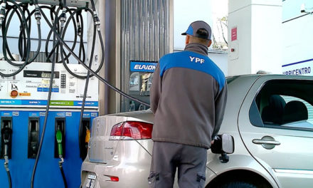 Aumentó el combustible un 2,5% en todo el país