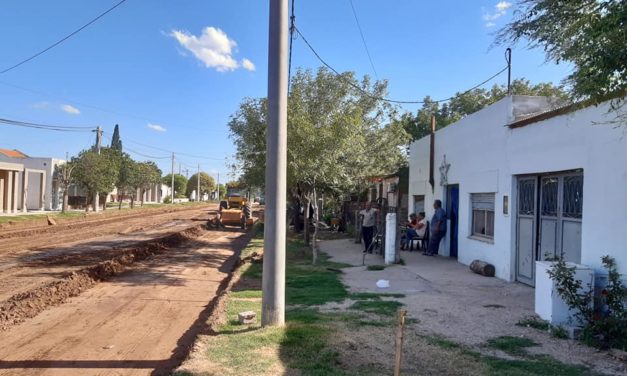 Del Campillo comenzó con la obra “Avenida Juan Del Campillo”