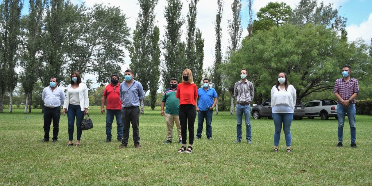 Gabriela Estévez visitó Las Acequias y se reunió con jefes comunales