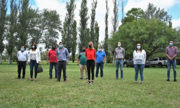 Gabriela Estévez visitó Las Acequias y se reunió con jefes comunales