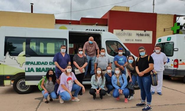 SE COMENZÓ LA VACUNACIÓN A TRABAJADORES DE LA SALUD DE ADELIA MARÍA