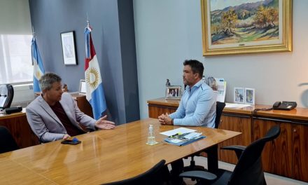 El intendente de Canals se reunió con el Ministro de Gobierno, Facundo Torres