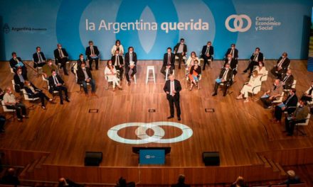 El Presidente anunció la creación del Consejo Económico y Social