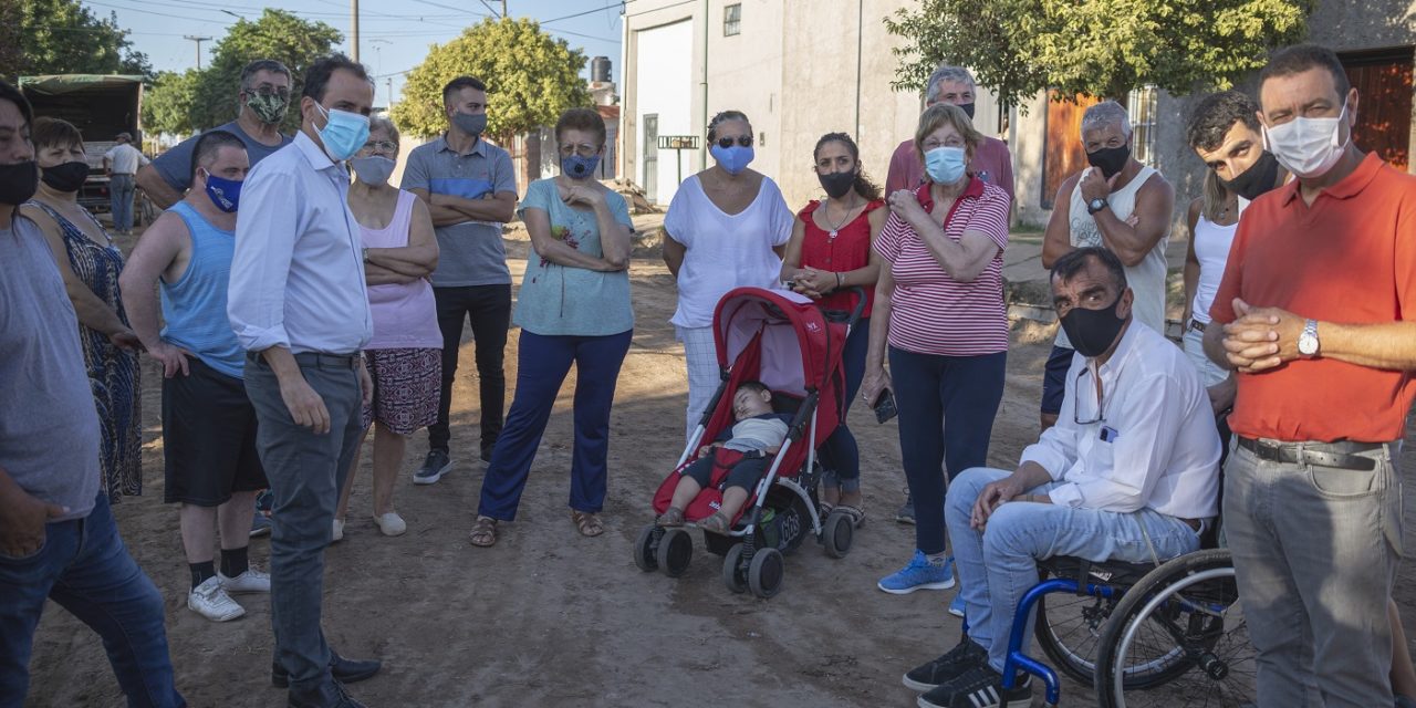 Río Cuarto: Llamosas se reunió con la Mesa del Sur y supervisó el avance de las obras en el sector