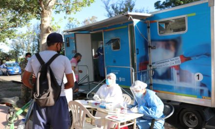 Córdoba informó seis muertes y 827 contagios de coronavirus en 24 horas