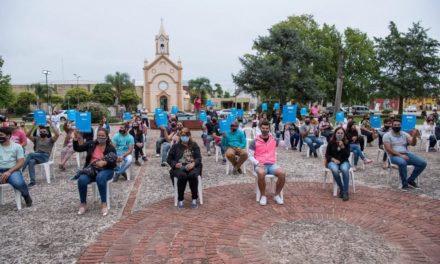 Pascanas: La Provincia entregó 30 terrenos con infraestructura