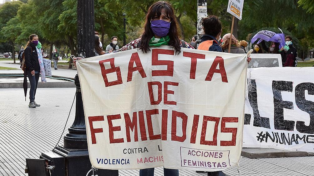 Colectivo de mujeres proponen declarar la “emergencia nacional por violencia de género”