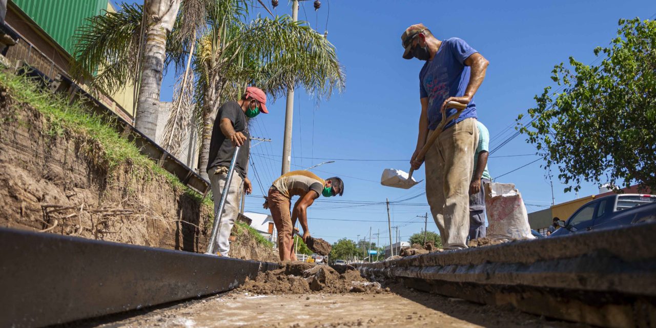 Obras Públicas: avanza la obra de cordón cuneta en el Suroeste de Río Cuarto