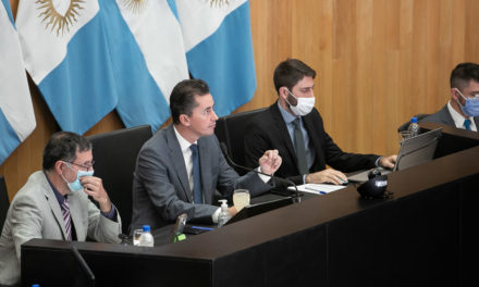 La Legislatura de Córdoba honró a los veteranos y caídos en Malvinas