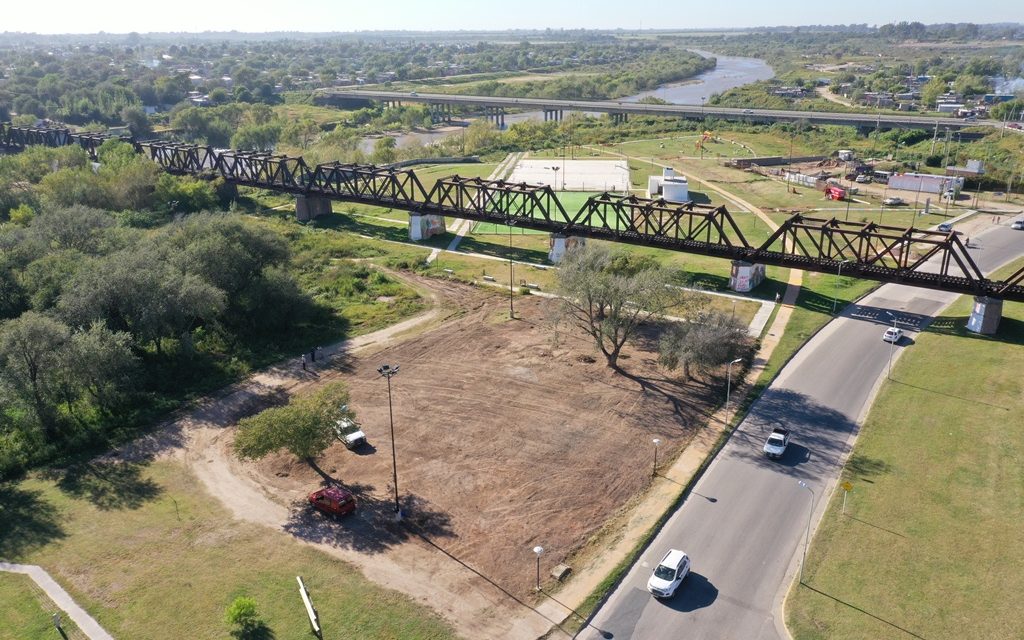 La Provincia construirá dos Centros Deportivos, Recreativos y Sociales en Río Cuarto