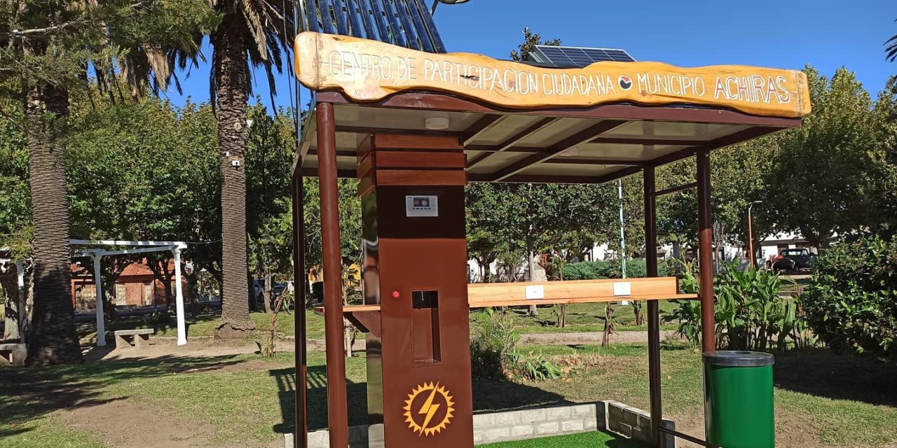 Achiras: Se inauguró la primera estación solar ecológica