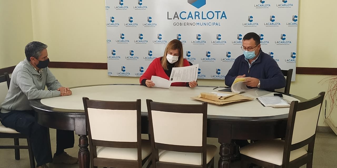 La Carlota: Apertura de sobres para la obra de pavimento y cordón cuneta