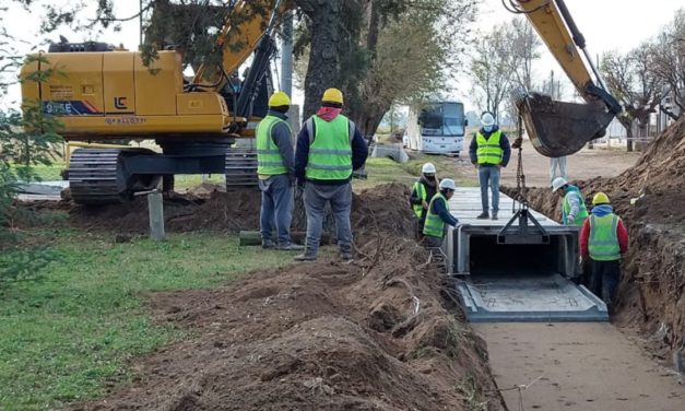 Huinca Renancó: ejecutan obra de desagüe en el sector norte de la ciudad