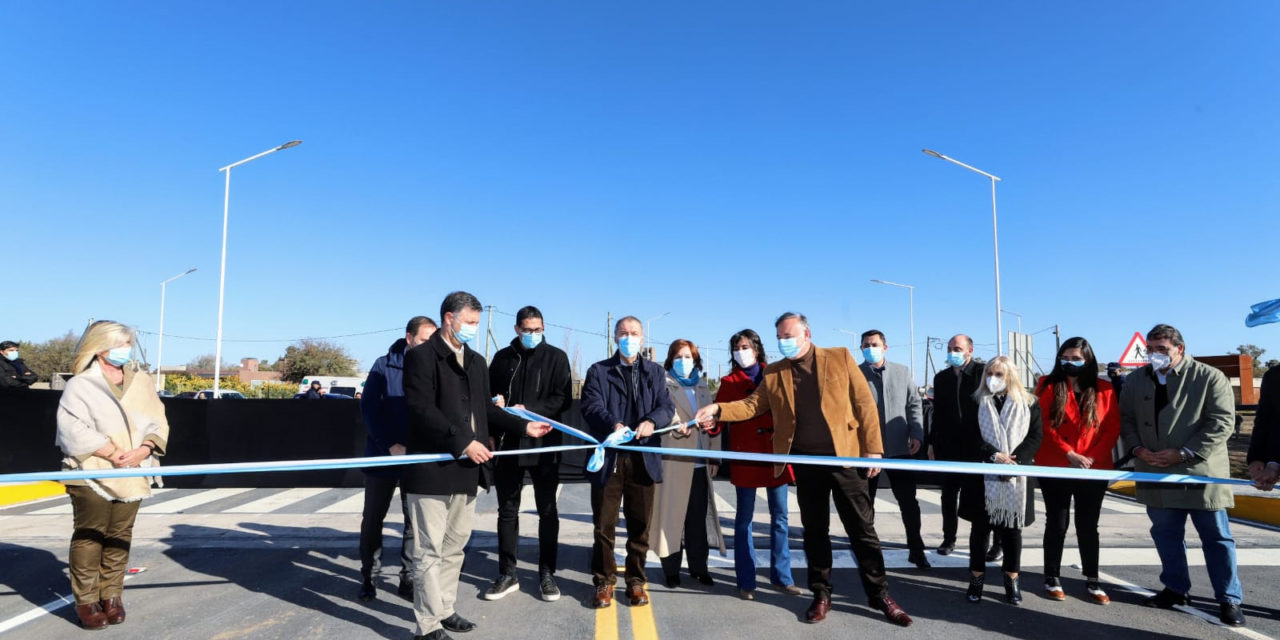 Schiaretti inauguró el nuevo puente entre Villa María y Villa Nueva