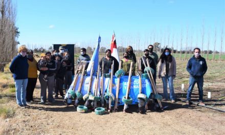 Coronel Moldes: Agricultura Familiar visitó la Huerta Agroecológica