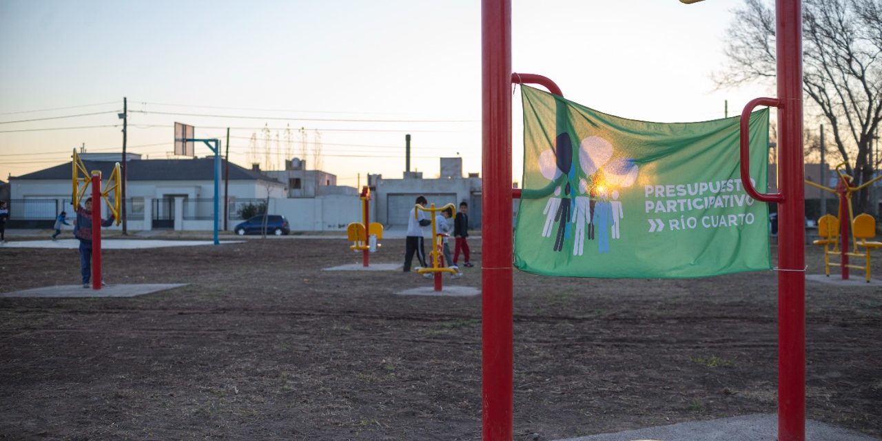 Río Cuarto: Llamosas inauguró una nueva plaza en el oeste de la ciudad