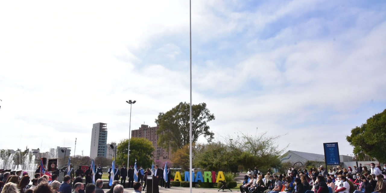 Rosso y Gill encabezaron el acto protocolar por el 154° aniversario de Villa María