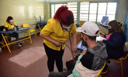Villa María: el Consultorio Adolescente realizó controles de salud y consejería